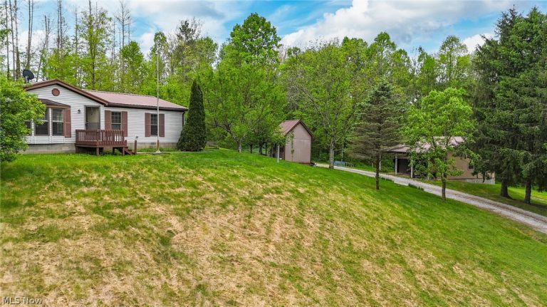 50 Dalzell Road, Whipple, OH - Photo 4