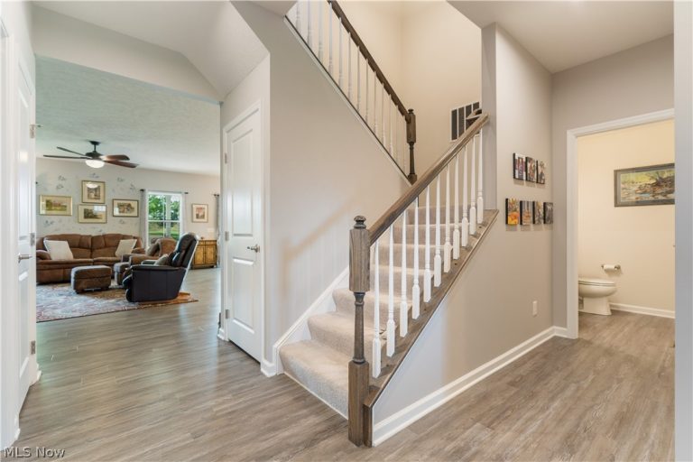 5810 Quarry Lake Drive, East Canton, OH - Photo 8