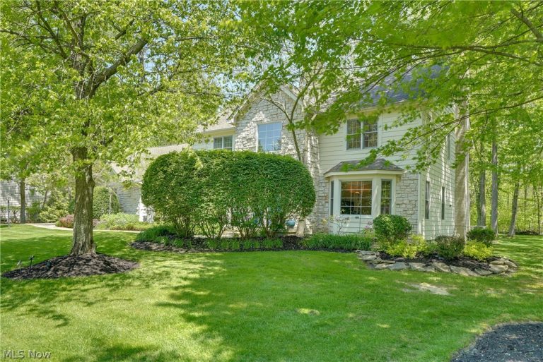 5157 Crofton Avenue, Solon, OH - Photo 3