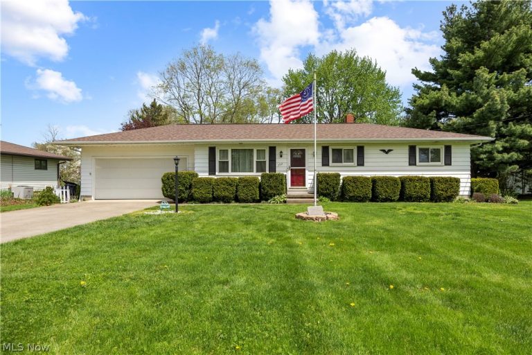792 Hillcrest Drive, Wadsworth, OH - Photo 2