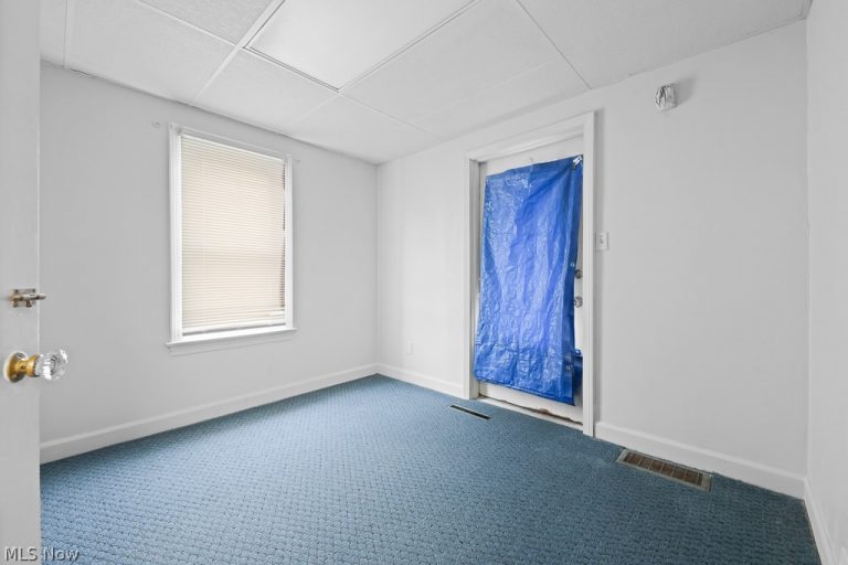 1077 State Street, Alliance, OH - Photo 2