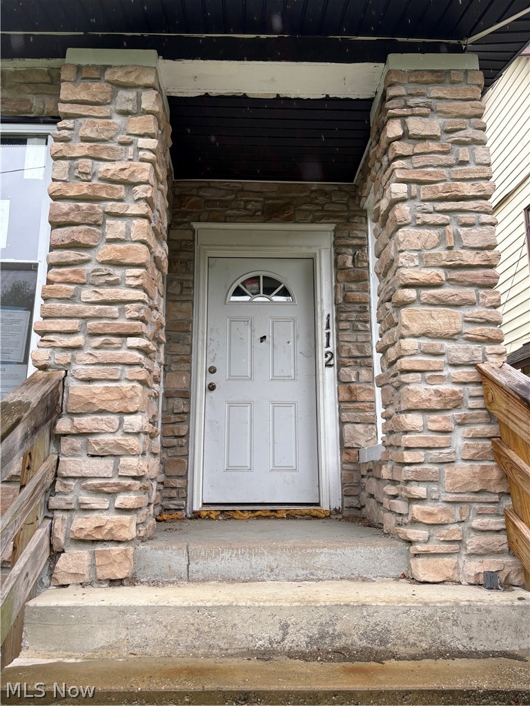 112 Burton Avenue, Akron, OH - Photo 4