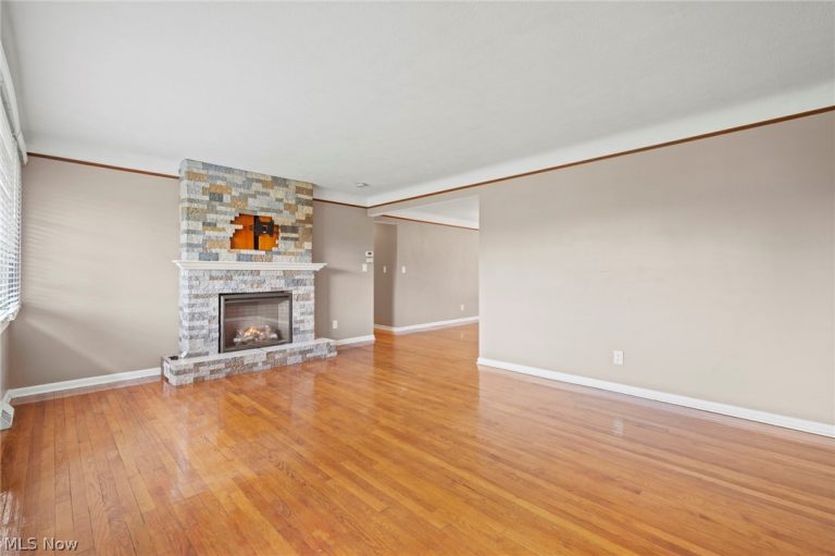 13257 Whitney Road, Strongsville, OH - Photo 4