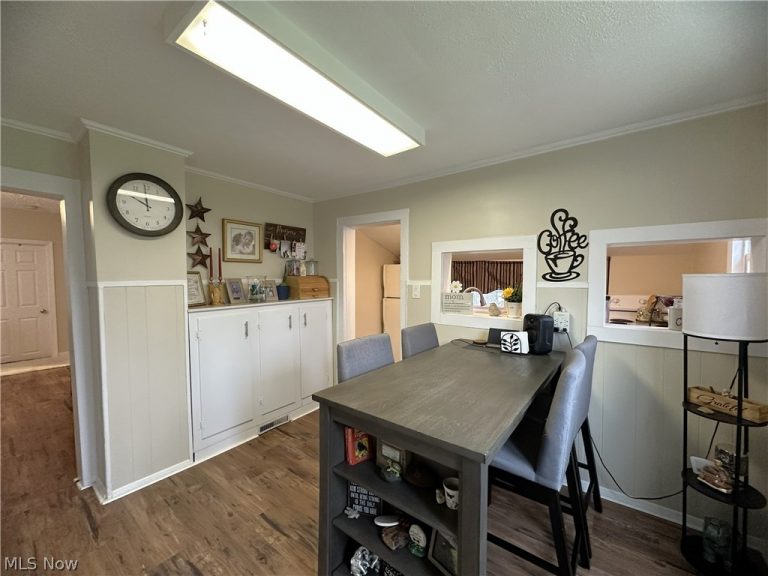 93 5th Avenue, Berea, OH - Photo 8