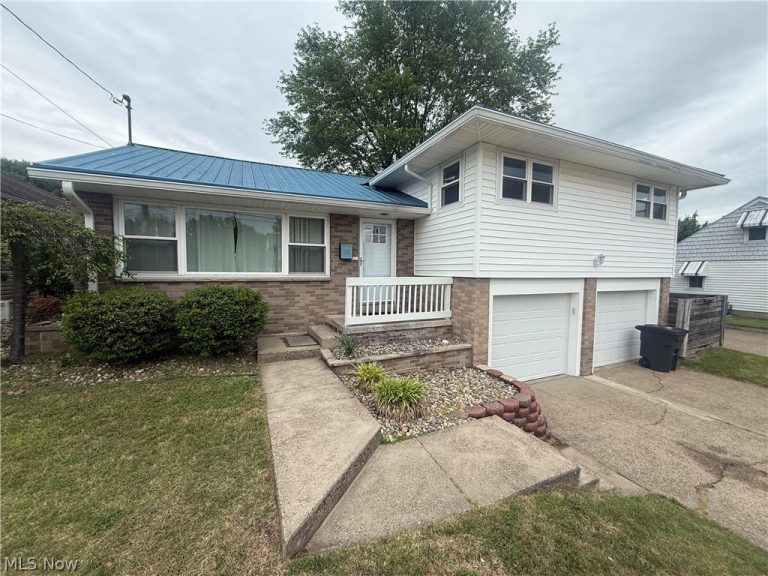 819 39th Street, Vienna, WV, 26105