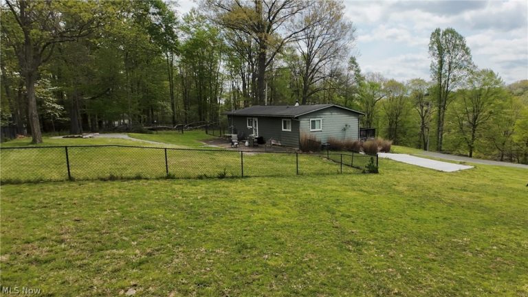 2065 Buckhorn Drive, Millersburg, OH - Photo 6