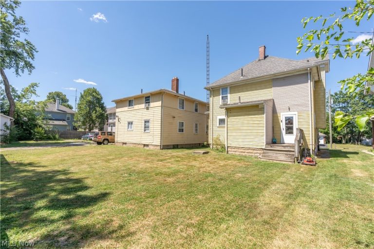 206 Ingram Avenue, Canton, OH - Photo 3