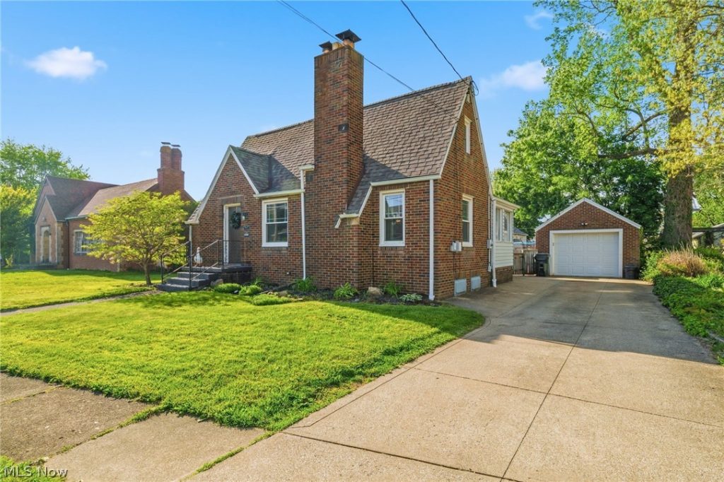 917 Gorgas Street, Louisville, OH