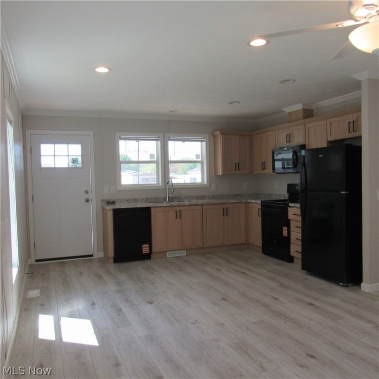 3785 Main Street #A14, Green, OH - Photo 6