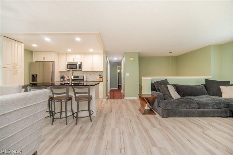 1431 Raccoon, Howland, OH - Photo 3