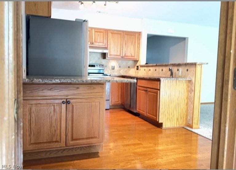 2557 Jackie Lane, Westlake, OH - Photo 4