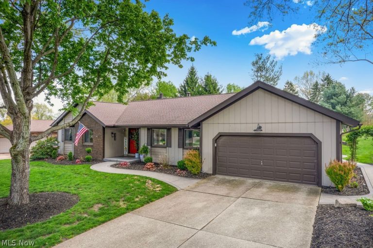 3723 Troon Drive, Uniontown, OH - Photo 2
