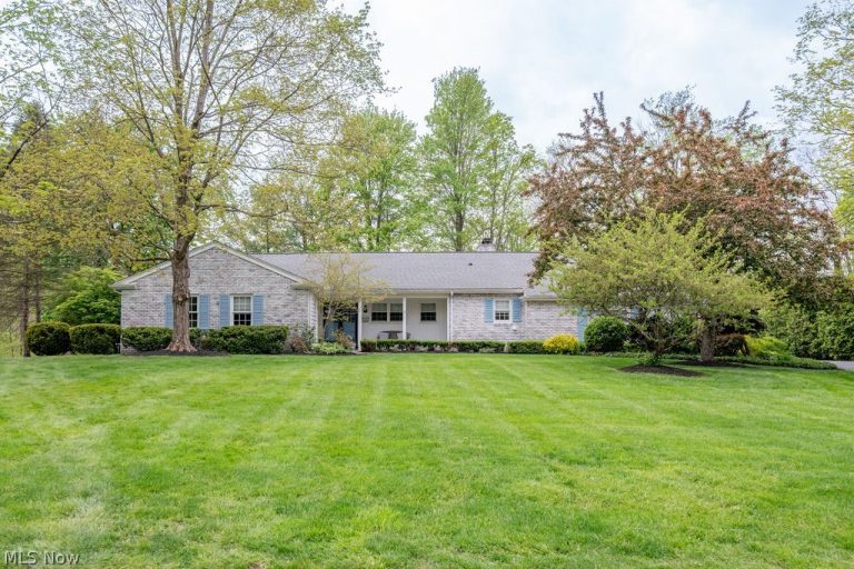 537 Coy Lane, Chagrin Falls, OH, 44022