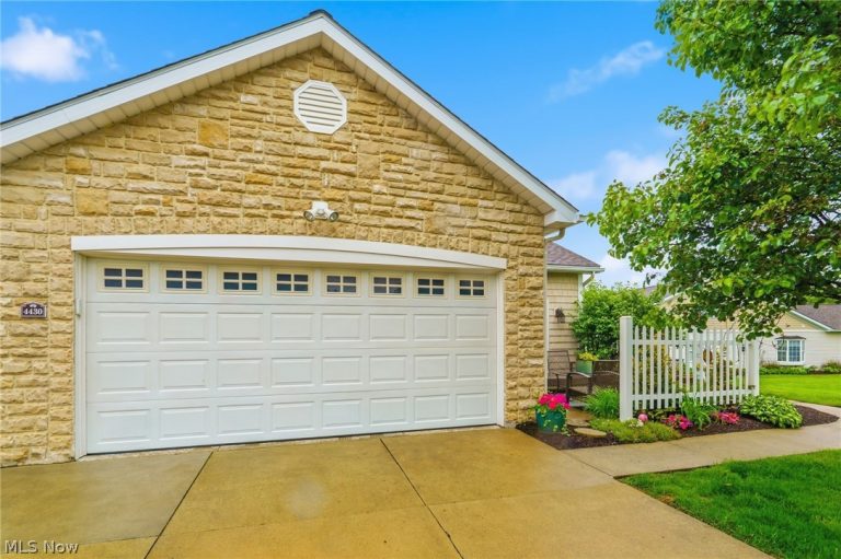 4430 Forest Glen Avenue, Massillon, OH - Photo 4