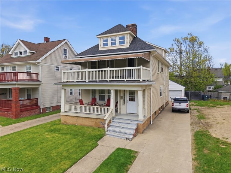 3333 Desota Avenue, Cleveland Heights, OH - Photo 3