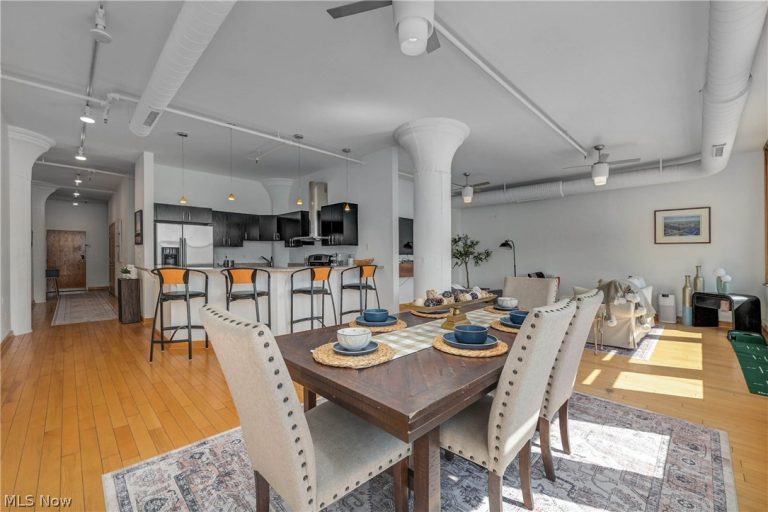 2077 4th Street #4E, Cleveland, OH - Photo 4