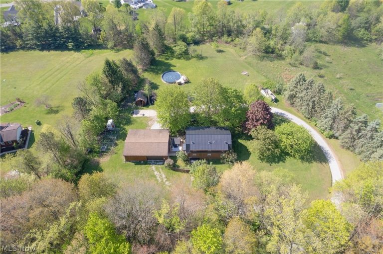 4897 Chestnut Drive, Kent, OH - Photo 4