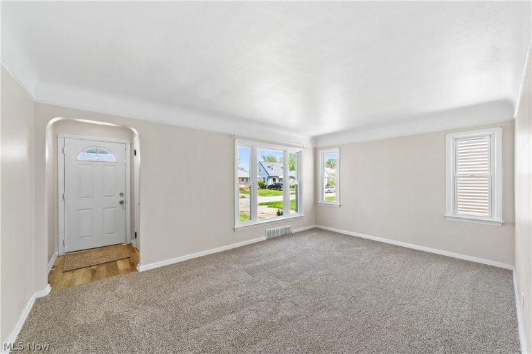 6307 Kenneth Avenue, Parma, OH - Photo 3
