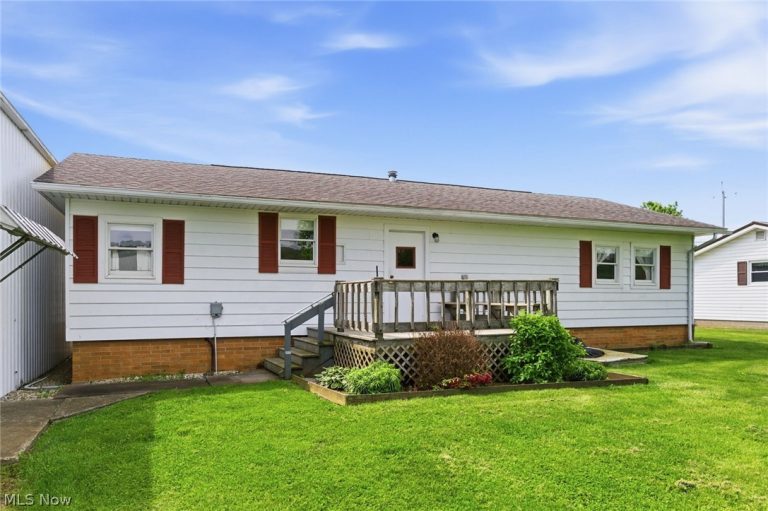 23215 County Road 621, Coshocton, OH - Photo 8