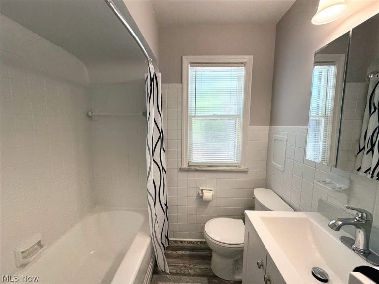 982 Quarry Drive, Cleveland Heights, OH - Photo 6