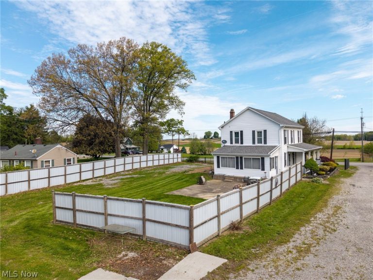 15355 Old Lincoln Way, Dalton, OH - Photo 4