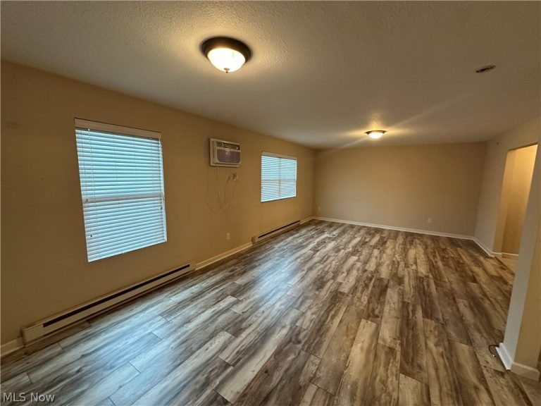 3649 Indian Run Drive, Canfield, OH - Photo 5