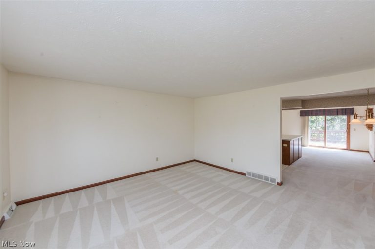 5111 Rockport Cove, Stow, OH - Photo 2