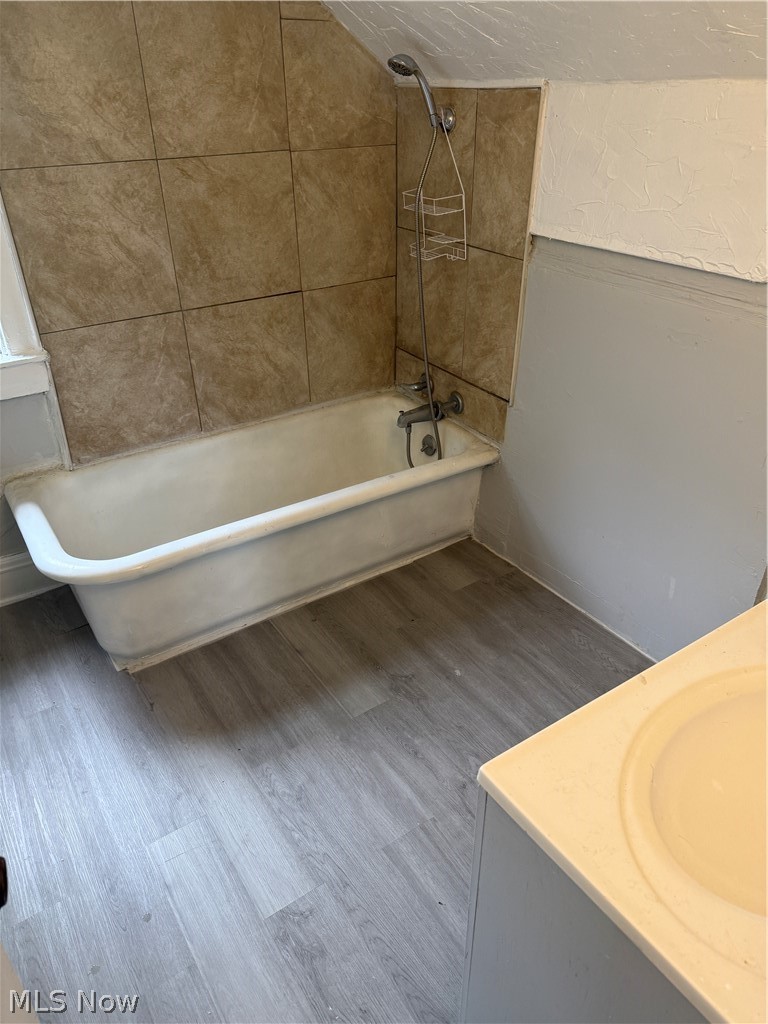 1366 Superior Avenue, Akron, OH - Photo 8