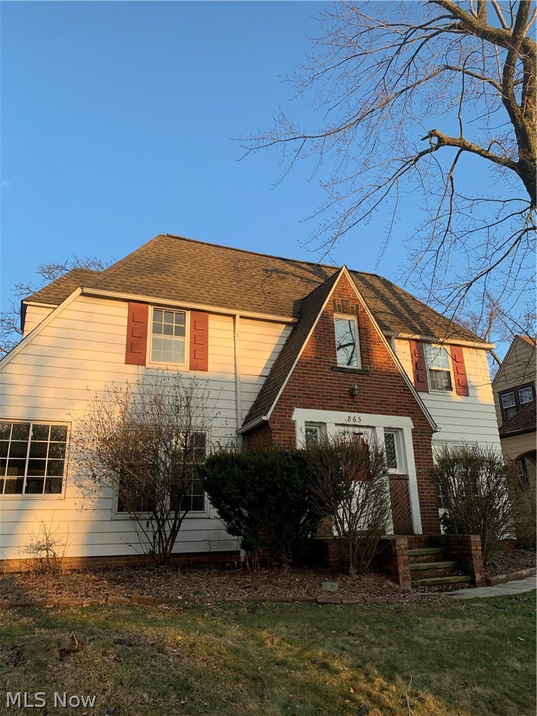863 Medford Road, Cleveland Heights, OH, 44121