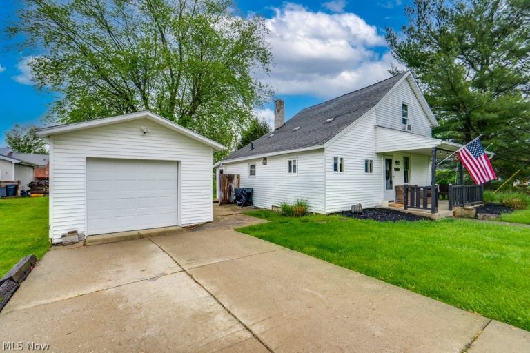 133 Market Street, Waynesburg, OH - Photo 3