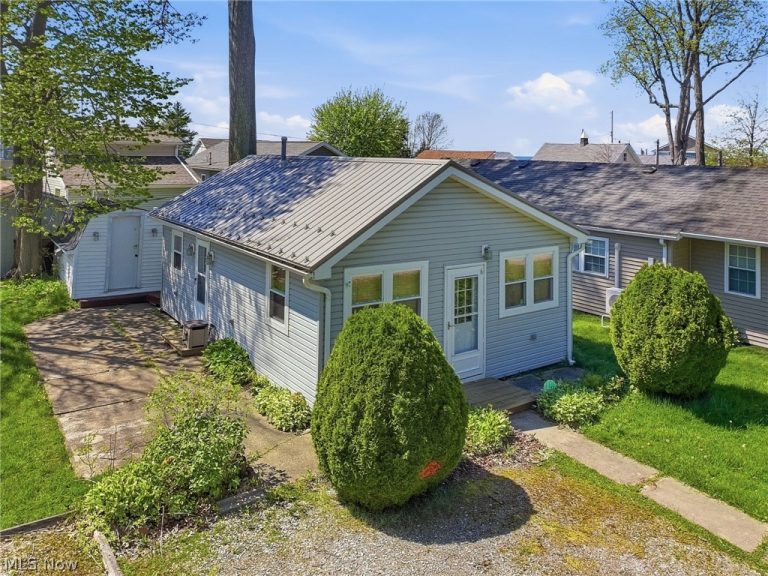 5755 Lake Road #6, Ashtabula, OH, 44004