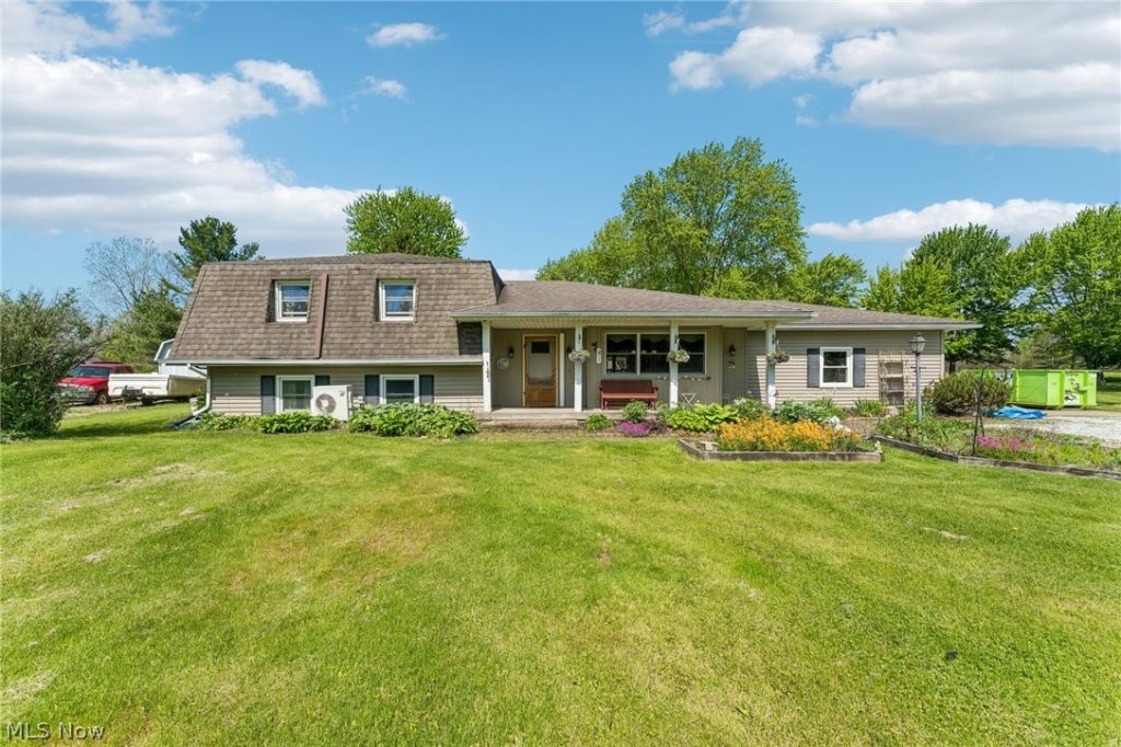 17342 Indian Hollow Road, Grafton, OH