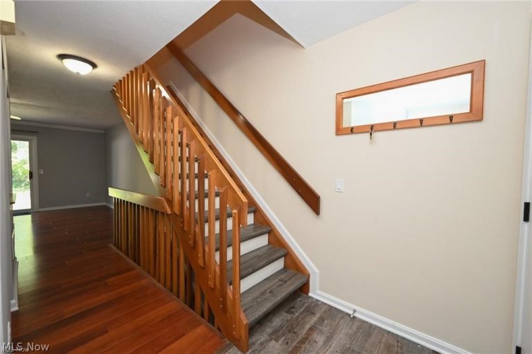 655 Almas Court, Brunswick, OH - Photo 3