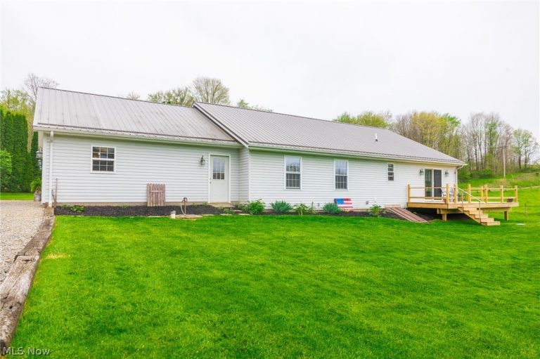 14655 Township Road 213, Lakeville, OH - Photo 6