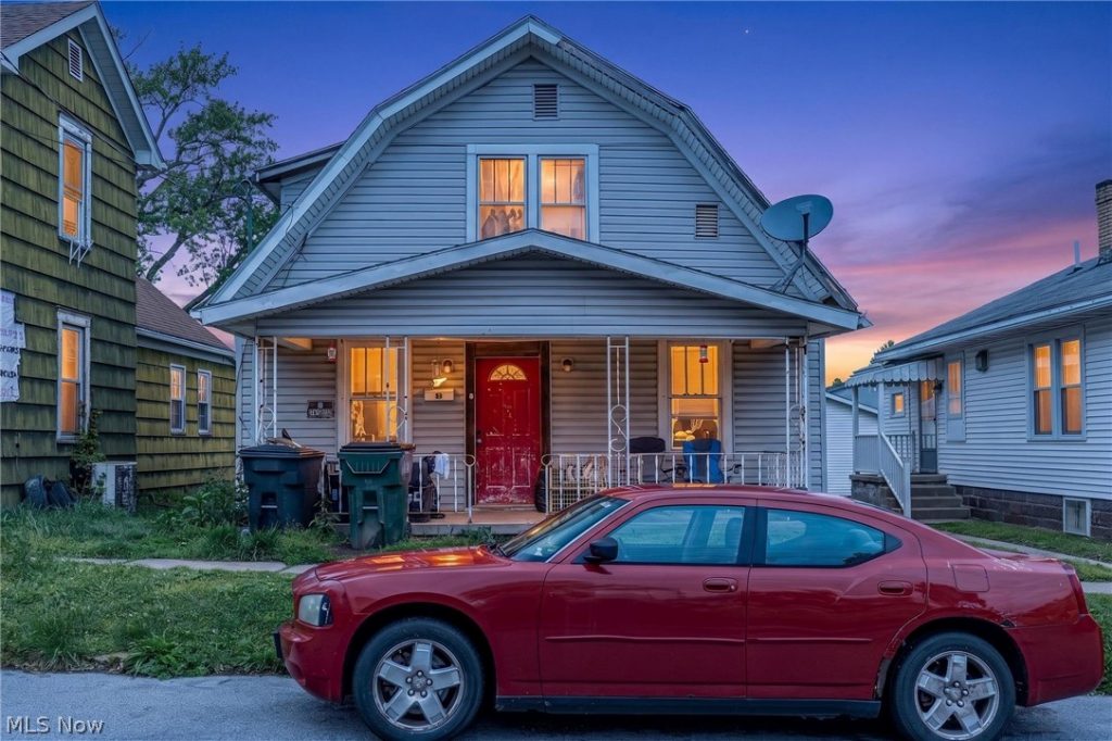 217 Hunts Avenue, Barnesville, OH