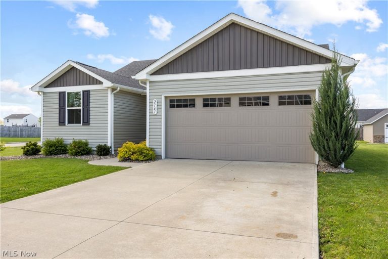 2161 Fowl Road, Elyria, OH - Photo 2