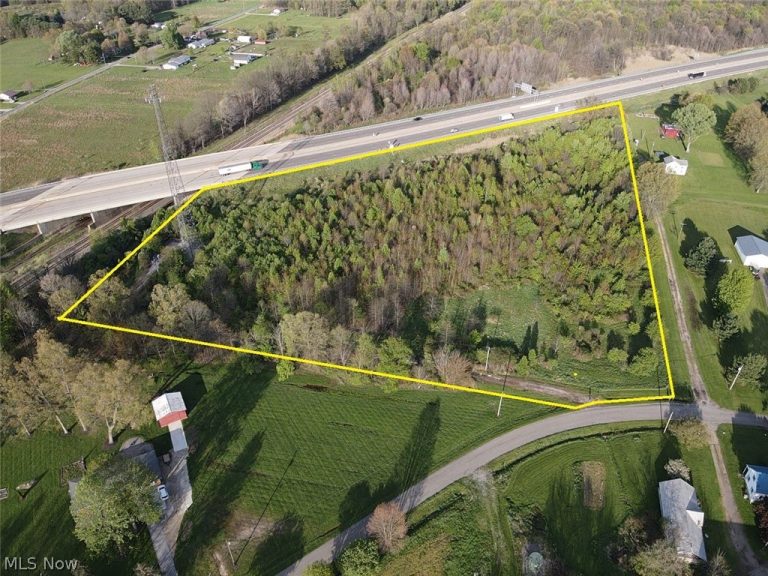 2101 Miller Graber Road, Newton Falls, OH - Photo 2