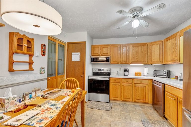 12300 Cowley Road, Columbia Station, OH - Photo 8