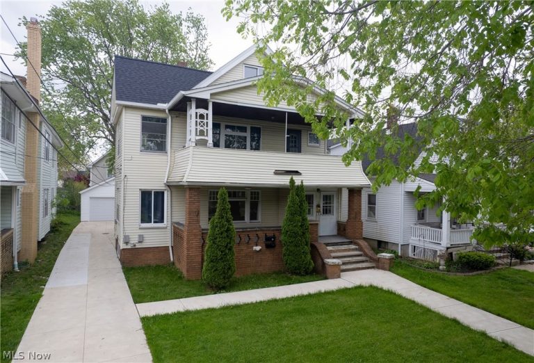 2215 Eldred Avenue, Lakewood, OH - Photo 2