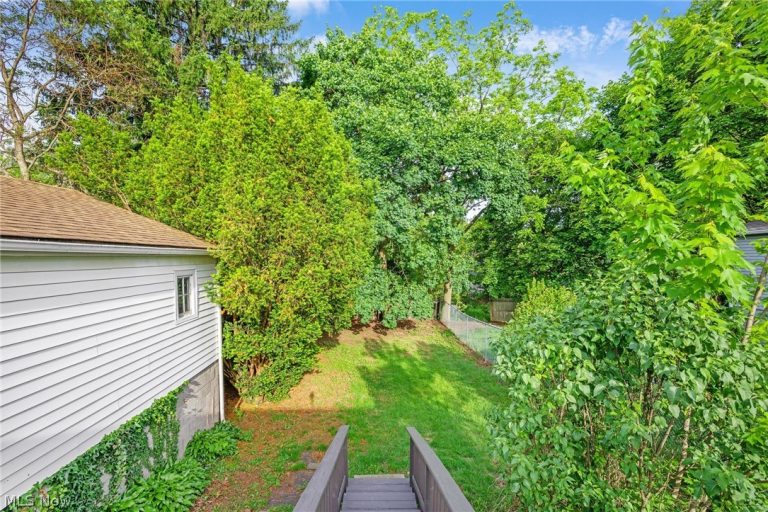 184 Edgehill Drive, Akron, OH - Photo 5
