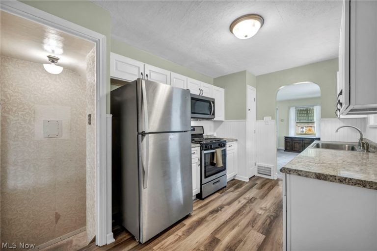 4544 148th Street, Cleveland, OH - Photo 6