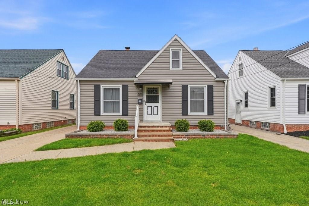 5066 6th Street, Brooklyn Heights, OH