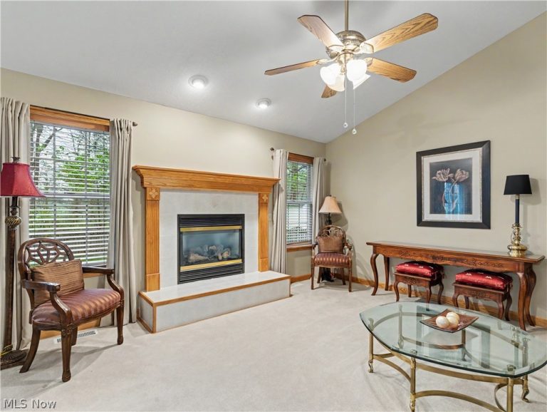 3671 White Oak Drive, Norton, OH - Photo 3