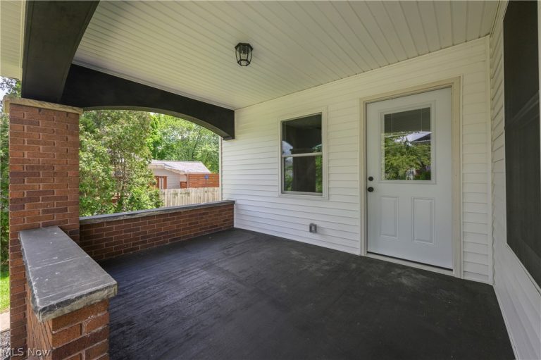 407 Main Street, Dalton, OH - Photo 2