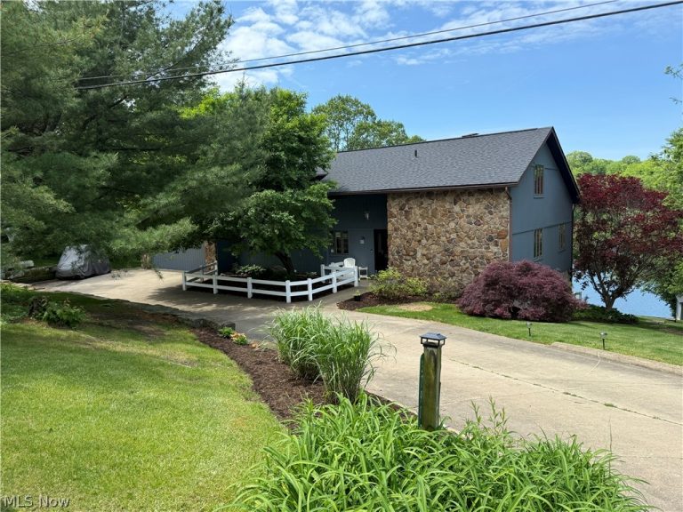 3790 Buckhorn Drive, Millersburg, OH - Photo 2