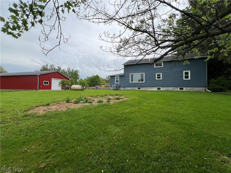 710 Horton Road, Conneaut, OH - Photo 5