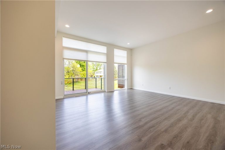 7132 Simpson Court, Cleveland, OH - Photo 8