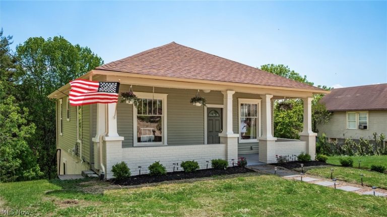 818 Highland Avenue, Cambridge, OH - Photo 3