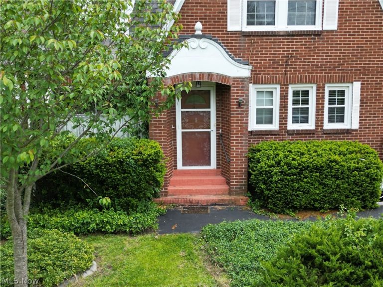 7121 North Lima Road, Poland, OH - Photo 2