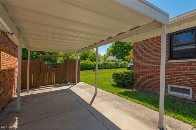 3209 Tressa Avenue, Lorain, OH - Photo 5